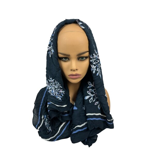 J. Jill Winter-Themed Navy Blue Snowflake Scarf 100% Viscose Womens Accessory - Picture 1 of 5